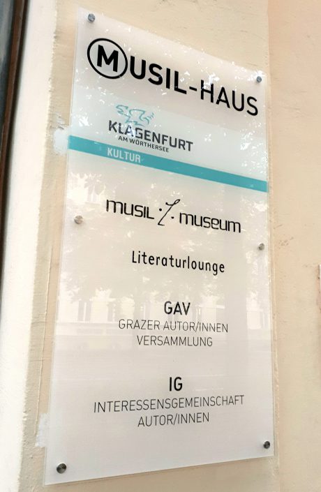 Direktdruck hinter Acryl